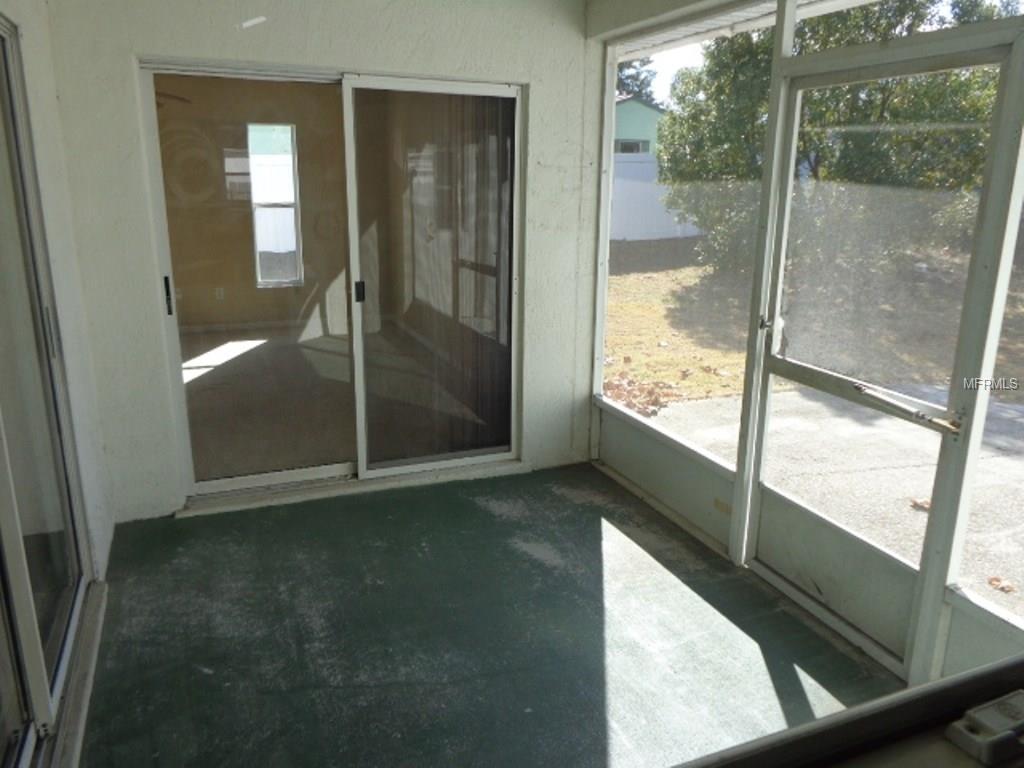 302 COUNTRY LAKES CIRCLE, GROVELAND, Florida 34736, 3 Bedrooms Bedrooms, 6 Rooms Rooms,2 BathroomsBathrooms,Residential,For sale,COUNTRY LAKES,G4852727