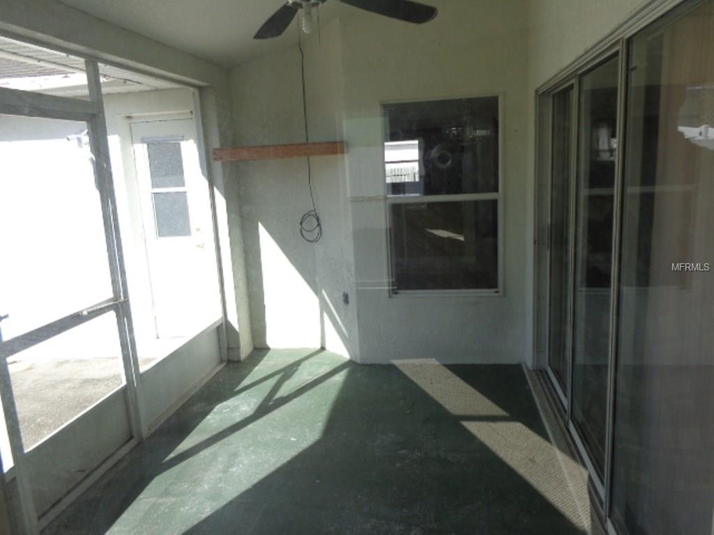 302 COUNTRY LAKES CIRCLE, GROVELAND, Florida 34736, 3 Bedrooms Bedrooms, 6 Rooms Rooms,2 BathroomsBathrooms,Residential,For sale,COUNTRY LAKES,G4852727