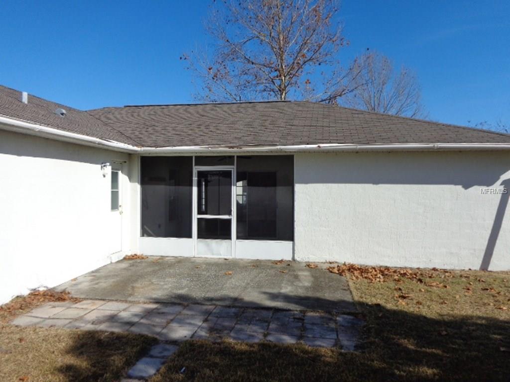 302 COUNTRY LAKES CIRCLE, GROVELAND, Florida 34736, 3 Bedrooms Bedrooms, 6 Rooms Rooms,2 BathroomsBathrooms,Residential,For sale,COUNTRY LAKES,G4852727