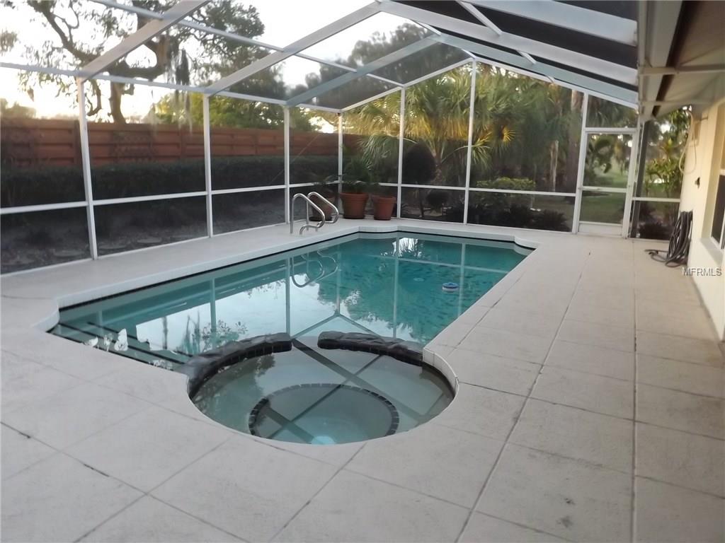 4954 CLUBVIEW COURT E, BRADENTON, Florida 34203, 3 Bedrooms Bedrooms, 7 Rooms Rooms,2 BathroomsBathrooms,Residential,For sale,CLUBVIEW,U7847432