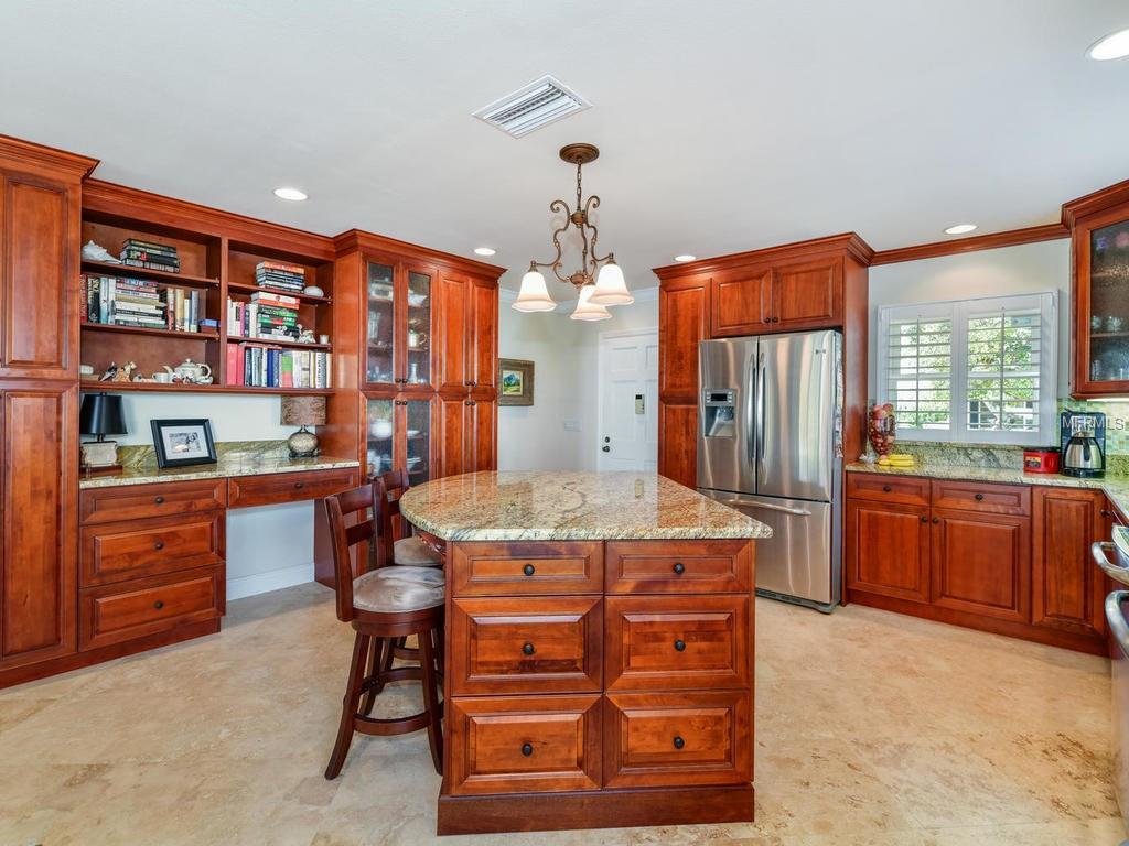 4805 MOUNT VERNON DRIVE, BRADENTON, Florida 34210, 2 Bedrooms Bedrooms, 4 Rooms Rooms,2 BathroomsBathrooms,Residential,For sale,MOUNT VERNON,A4209999