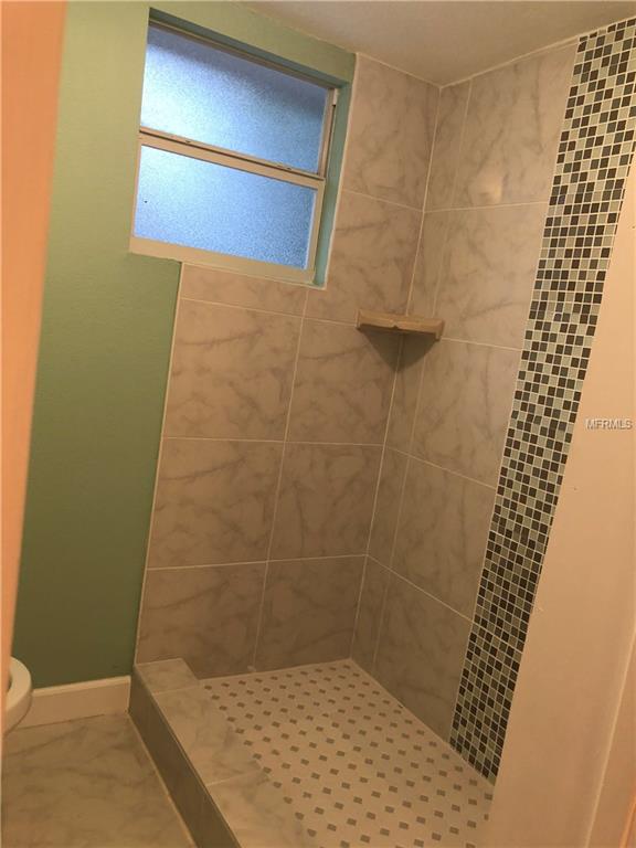 2600 W COLUMBUS DRIVE, TAMPA, Florida 33607, 2 Bedrooms Bedrooms, 3 Rooms Rooms,2 BathroomsBathrooms,Residential,For sale,COLUMBUS,T2928625