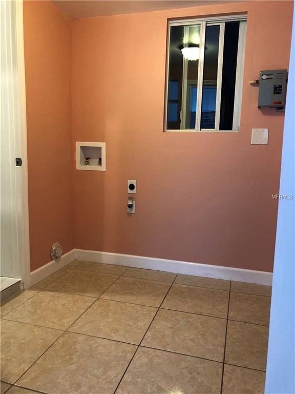 2600 W COLUMBUS DRIVE, TAMPA, Florida 33607, 2 Bedrooms Bedrooms, 3 Rooms Rooms,2 BathroomsBathrooms,Residential,For sale,COLUMBUS,T2928625