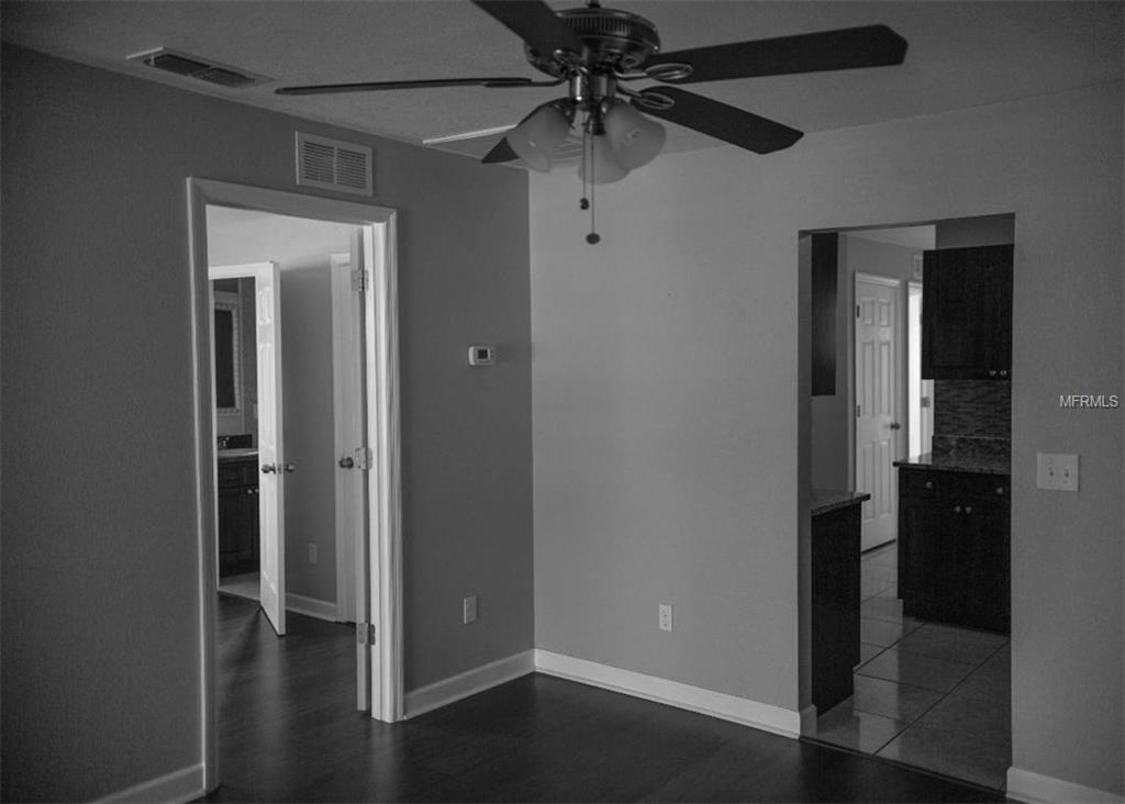 2600 W COLUMBUS DRIVE, TAMPA, Florida 33607, 2 Bedrooms Bedrooms, 3 Rooms Rooms,2 BathroomsBathrooms,Residential,For sale,COLUMBUS,T2928625