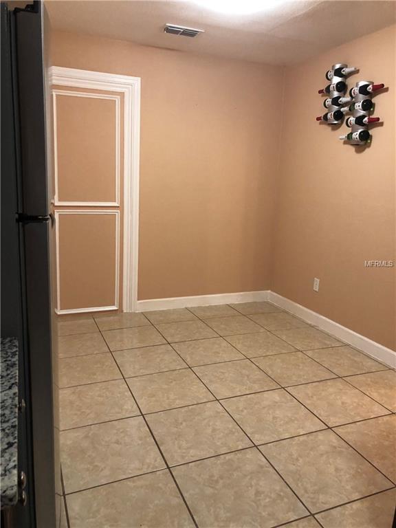 2600 W COLUMBUS DRIVE, TAMPA, Florida 33607, 2 Bedrooms Bedrooms, 3 Rooms Rooms,2 BathroomsBathrooms,Residential,For sale,COLUMBUS,T2928625