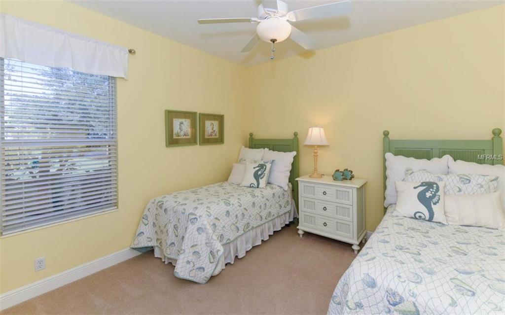 11703 STRANDHILL COURT, LAKEWOOD RANCH, Florida 34202, 3 Bedrooms Bedrooms, 3 Rooms Rooms,2 BathroomsBathrooms,Residential,For sale,STRANDHILL,A4202732