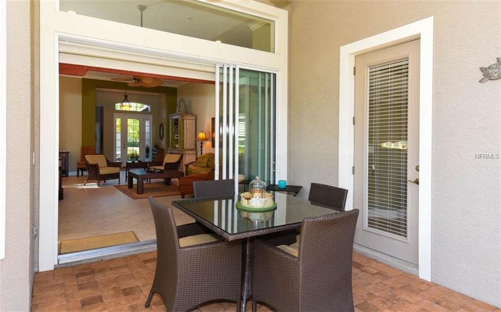 11703 STRANDHILL COURT, LAKEWOOD RANCH, Florida 34202, 3 Bedrooms Bedrooms, 3 Rooms Rooms,2 BathroomsBathrooms,Residential,For sale,STRANDHILL,A4202732