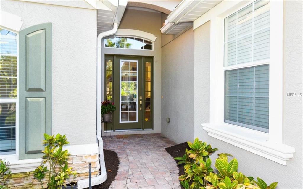 11703 STRANDHILL COURT, LAKEWOOD RANCH, Florida 34202, 3 Bedrooms Bedrooms, 3 Rooms Rooms,2 BathroomsBathrooms,Residential,For sale,STRANDHILL,A4202732