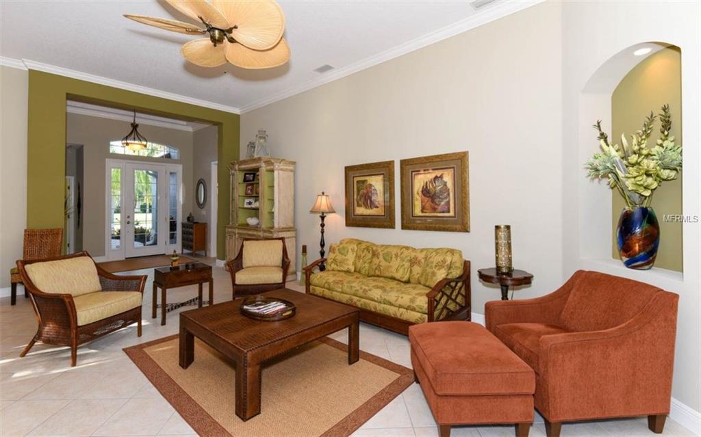 11703 STRANDHILL COURT, LAKEWOOD RANCH, Florida 34202, 3 Bedrooms Bedrooms, 3 Rooms Rooms,2 BathroomsBathrooms,Residential,For sale,STRANDHILL,A4202732
