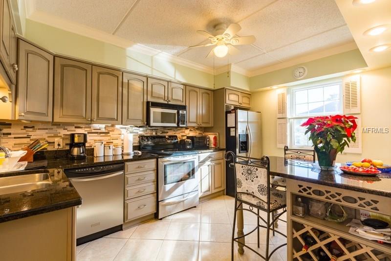 2500 GULF BOULEVARD, BELLEAIR BEACH, Florida 33786, 2 Bedrooms Bedrooms, 5 Rooms Rooms,2 BathroomsBathrooms,Residential,For sale,GULF,U7841006