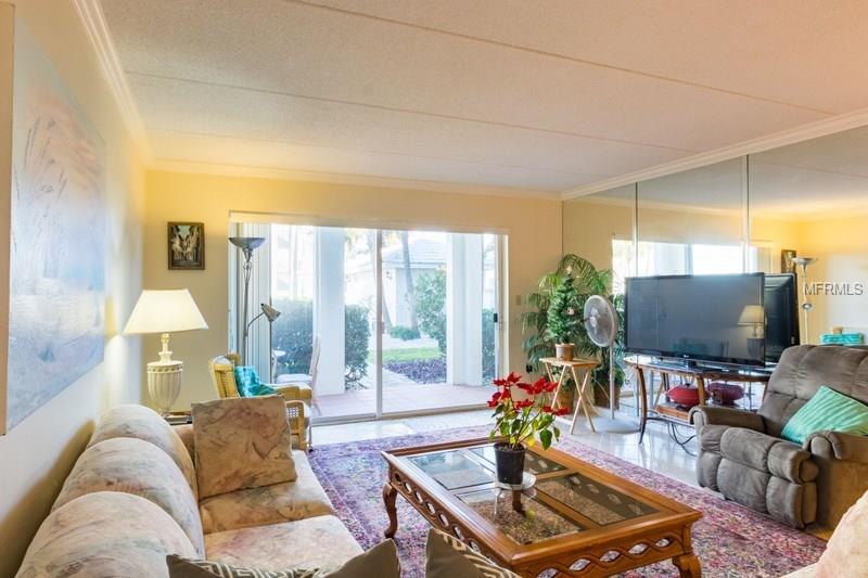 2500 GULF BOULEVARD, BELLEAIR BEACH, Florida 33786, 2 Bedrooms Bedrooms, 5 Rooms Rooms,2 BathroomsBathrooms,Residential,For sale,GULF,U7841006