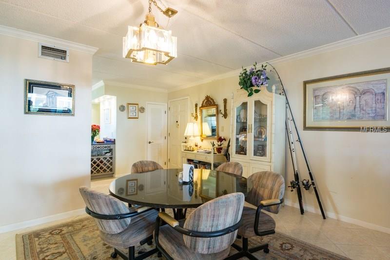 2500 GULF BOULEVARD, BELLEAIR BEACH, Florida 33786, 2 Bedrooms Bedrooms, 5 Rooms Rooms,2 BathroomsBathrooms,Residential,For sale,GULF,U7841006