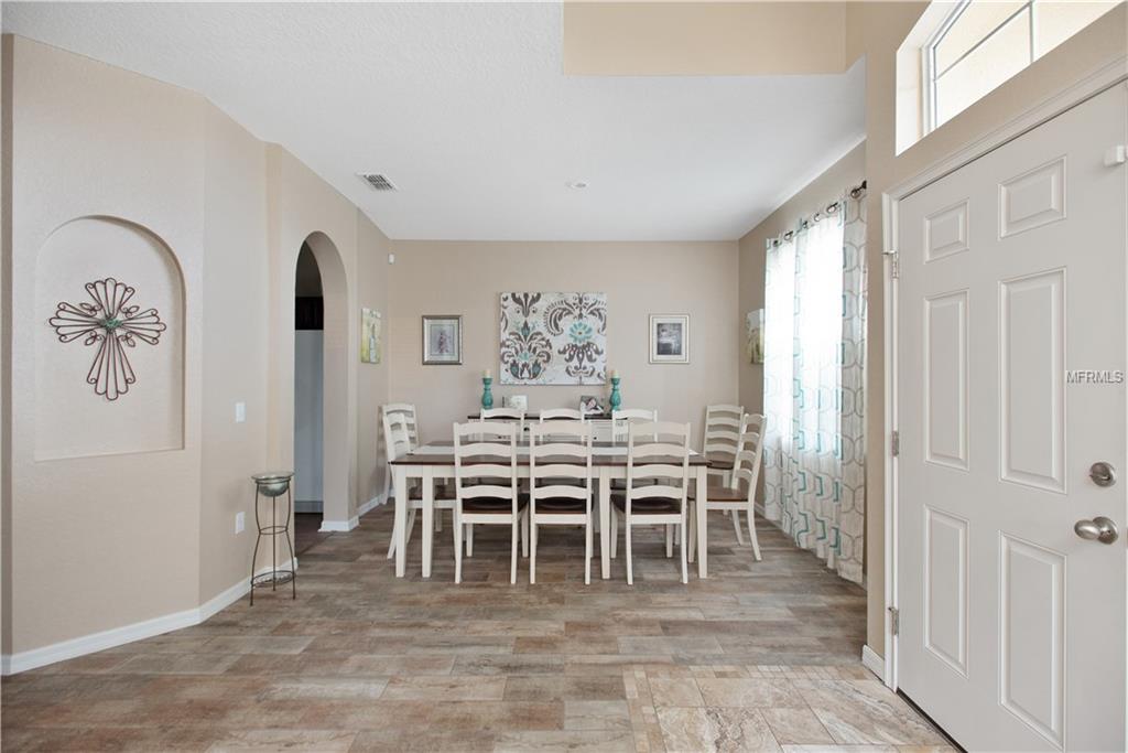 8230 WOODVINE CIRCLE, LAKELAND, Florida 33810, 4 Bedrooms Bedrooms, 8 Rooms Rooms,2 BathroomsBathrooms,Residential,For sale,WOODVINE,T2921352