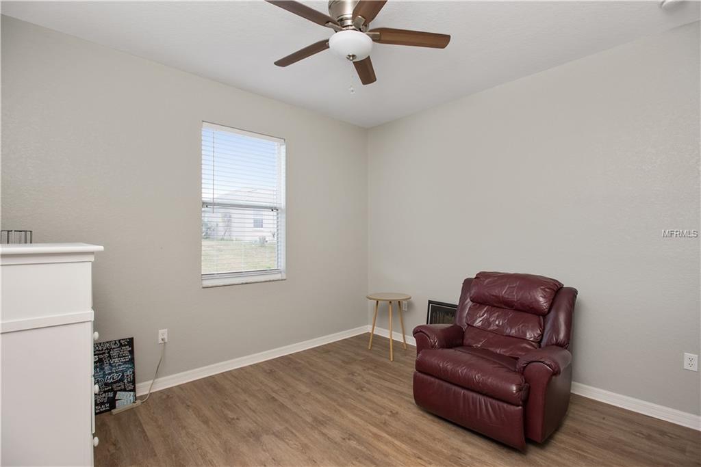 8230 WOODVINE CIRCLE, LAKELAND, Florida 33810, 4 Bedrooms Bedrooms, 8 Rooms Rooms,2 BathroomsBathrooms,Residential,For sale,WOODVINE,T2921352