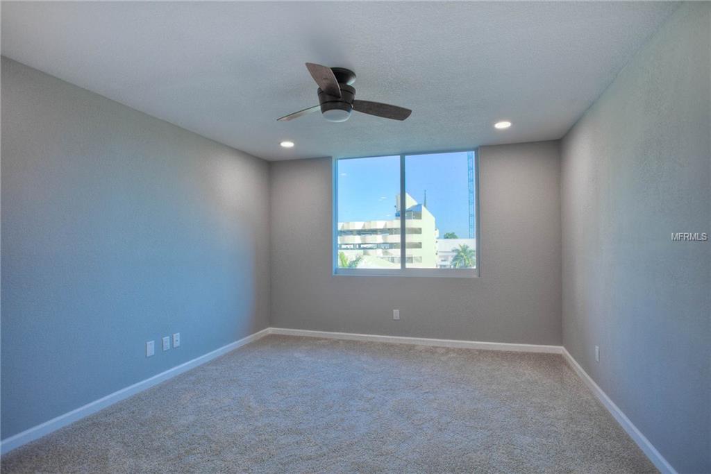 101 S GULFSTREAM AVENUE, SARASOTA, Florida 34236, 2 Bedrooms Bedrooms, 5 Rooms Rooms,2 BathroomsBathrooms,Residential,For sale,GULFSTREAM,A4208425