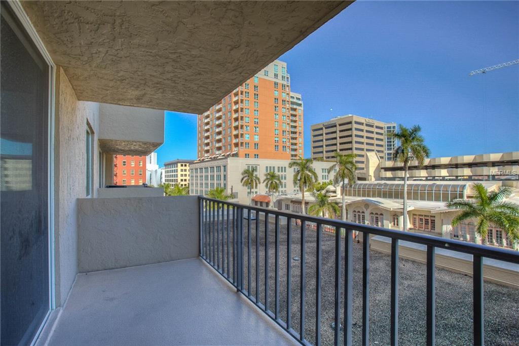 101 S GULFSTREAM AVENUE, SARASOTA, Florida 34236, 2 Bedrooms Bedrooms, 5 Rooms Rooms,2 BathroomsBathrooms,Residential,For sale,GULFSTREAM,A4208425