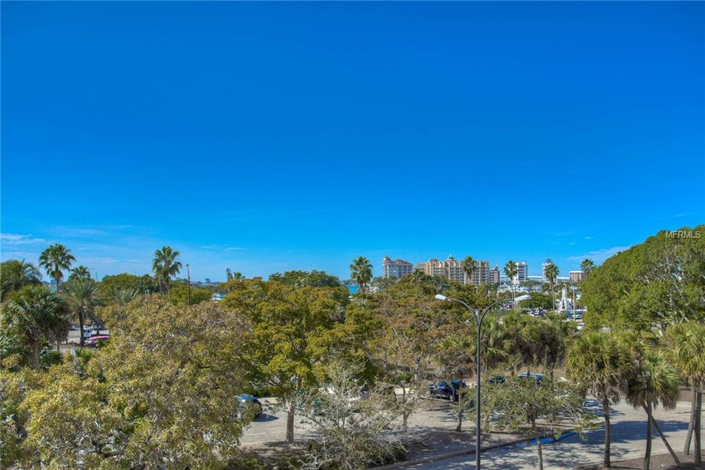 101 S GULFSTREAM AVENUE, SARASOTA, Florida 34236, 2 Bedrooms Bedrooms, 5 Rooms Rooms,2 BathroomsBathrooms,Residential,For sale,GULFSTREAM,A4208425