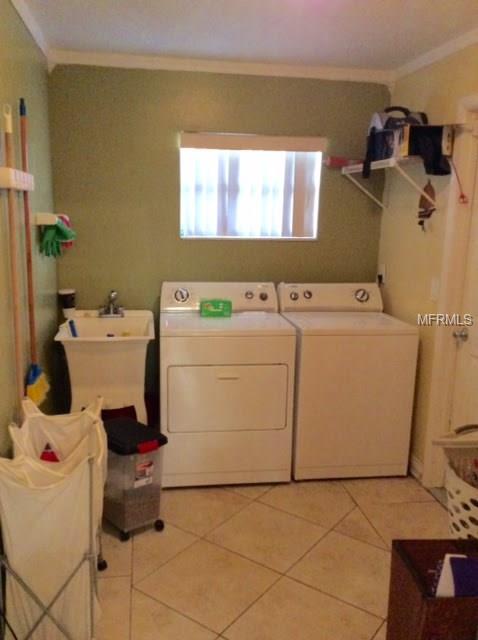 1811 PARADISE DRIVE, KISSIMMEE, Florida 34741, 3 Bedrooms Bedrooms, 5 Rooms Rooms,2 BathroomsBathrooms,Residential,For sale,PARADISE,S4856657