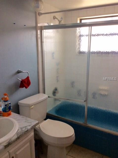 1811 PARADISE DRIVE, KISSIMMEE, Florida 34741, 3 Bedrooms Bedrooms, 5 Rooms Rooms,2 BathroomsBathrooms,Residential,For sale,PARADISE,S4856657