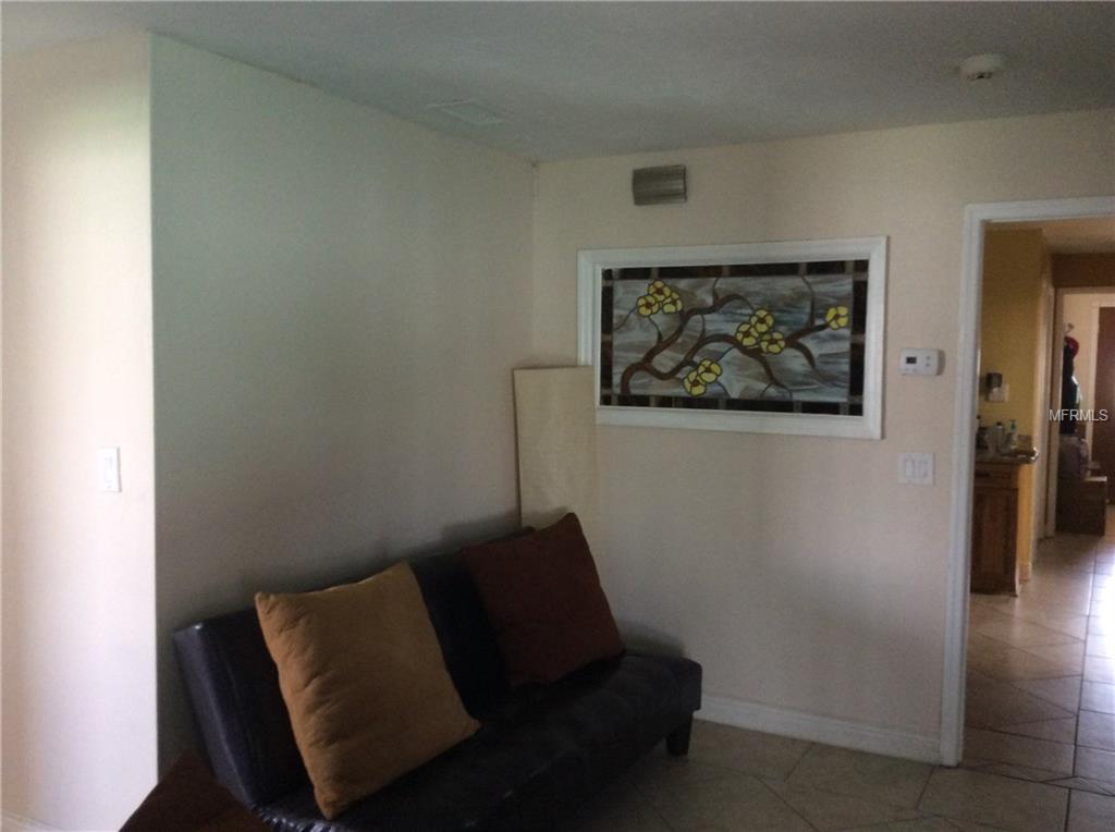 1811 PARADISE DRIVE, KISSIMMEE, Florida 34741, 3 Bedrooms Bedrooms, 5 Rooms Rooms,2 BathroomsBathrooms,Residential,For sale,PARADISE,S4856657