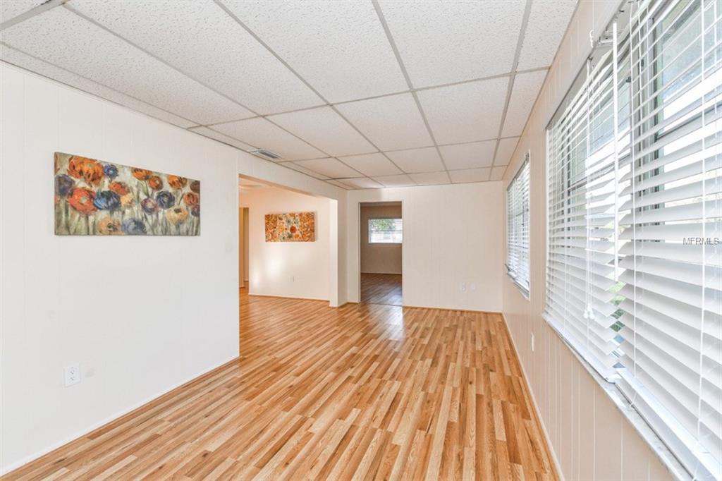 6723 HALF MOON DRIVE, SARASOTA, Florida 34231, 2 Bedrooms Bedrooms, 6 Rooms Rooms,2 BathroomsBathrooms,Residential,For sale,HALF MOON,A4209815