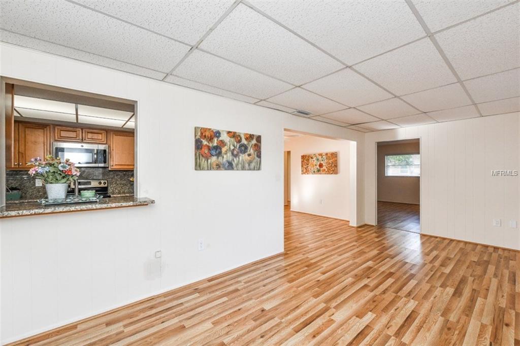 6723 HALF MOON DRIVE, SARASOTA, Florida 34231, 2 Bedrooms Bedrooms, 6 Rooms Rooms,2 BathroomsBathrooms,Residential,For sale,HALF MOON,A4209815