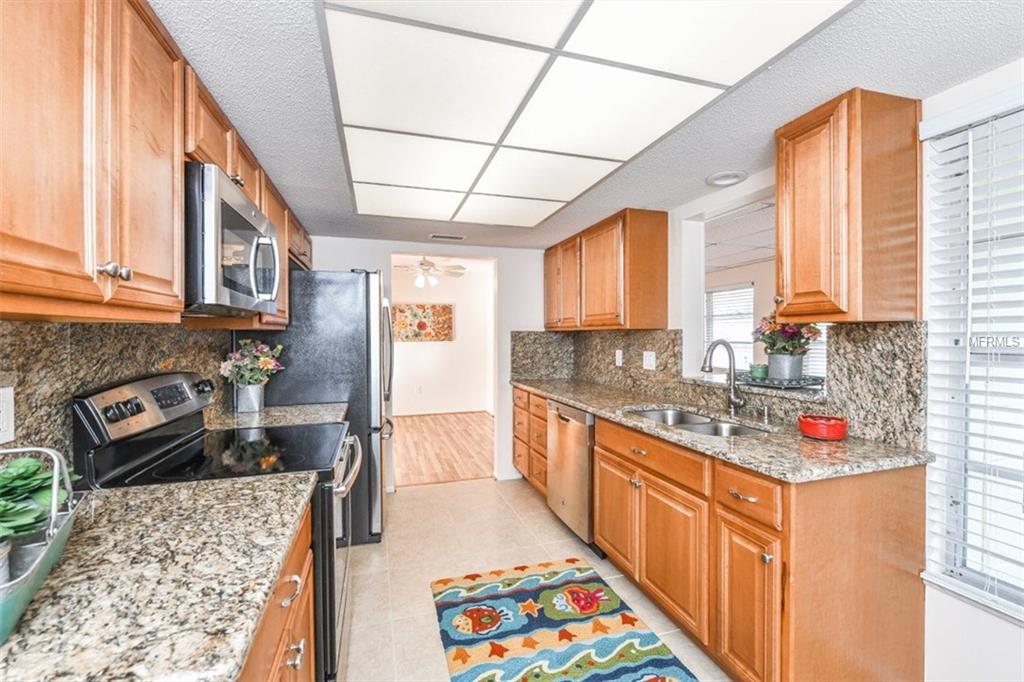 6723 HALF MOON DRIVE, SARASOTA, Florida 34231, 2 Bedrooms Bedrooms, 6 Rooms Rooms,2 BathroomsBathrooms,Residential,For sale,HALF MOON,A4209815