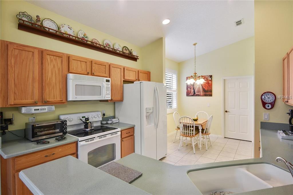 398 SILVER MAPLE ROAD, GROVELAND, Florida 34736, 2 Bedrooms Bedrooms, 6 Rooms Rooms,2 BathroomsBathrooms,Residential,For sale,SILVER MAPLE,G4852758