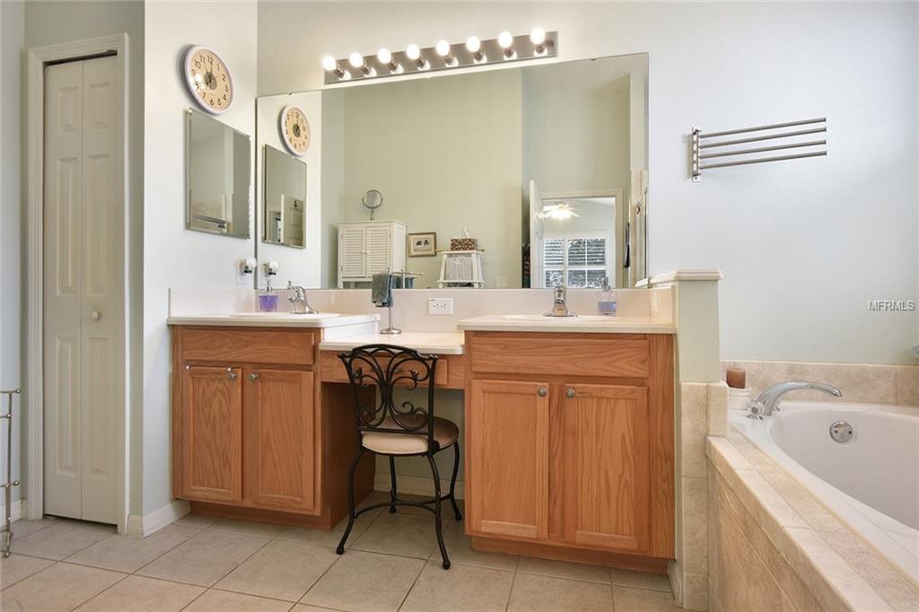 398 SILVER MAPLE ROAD, GROVELAND, Florida 34736, 2 Bedrooms Bedrooms, 6 Rooms Rooms,2 BathroomsBathrooms,Residential,For sale,SILVER MAPLE,G4852758