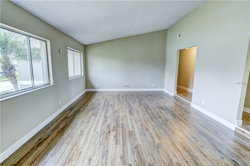 2339 ALABASTER AVENUE, ORLANDO, Florida 32833, 3 Bedrooms Bedrooms, 3 Rooms Rooms,2 BathroomsBathrooms,Residential,For sale,ALABASTER,O5562024