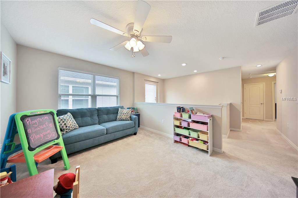 14414 BREDA CENTER LOOP, WINTER GARDEN, Florida 34787, 4 Bedrooms Bedrooms, 10 Rooms Rooms,2 BathroomsBathrooms,Residential,For sale,BREDA CENTER,O5555601