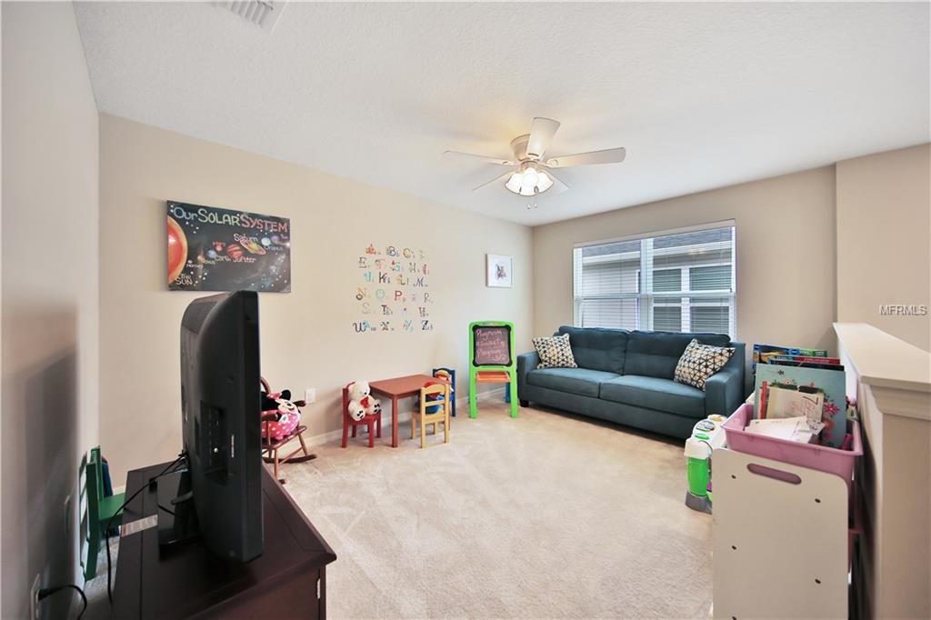 14414 BREDA CENTER LOOP, WINTER GARDEN, Florida 34787, 4 Bedrooms Bedrooms, 10 Rooms Rooms,2 BathroomsBathrooms,Residential,For sale,BREDA CENTER,O5555601