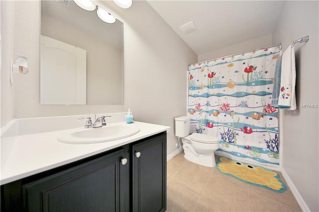 14414 BREDA CENTER LOOP, WINTER GARDEN, Florida 34787, 4 Bedrooms Bedrooms, 10 Rooms Rooms,2 BathroomsBathrooms,Residential,For sale,BREDA CENTER,O5555601