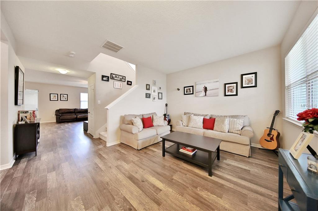 14414 BREDA CENTER LOOP, WINTER GARDEN, Florida 34787, 4 Bedrooms Bedrooms, 10 Rooms Rooms,2 BathroomsBathrooms,Residential,For sale,BREDA CENTER,O5555601