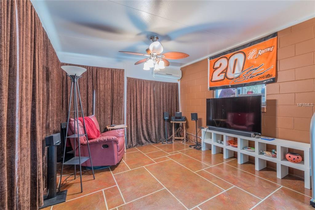 7269 CATAMARAN DRIVE, ORLANDO, Florida 32835, 3 Bedrooms Bedrooms, 7 Rooms Rooms,2 BathroomsBathrooms,Residential,For sale,CATAMARAN,G4851679