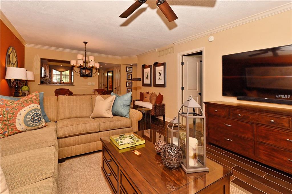 930 LA COSTA CIRCLE, SARASOTA, Florida 34237, 2 Bedrooms Bedrooms, 5 Rooms Rooms,2 BathroomsBathrooms,Residential,For sale,LA COSTA,A4208430