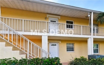 930 LA COSTA CIRCLE, SARASOTA, Florida 34237, 2 Bedrooms Bedrooms, 5 Rooms Rooms,2 BathroomsBathrooms,Residential,For sale,LA COSTA,A4208430