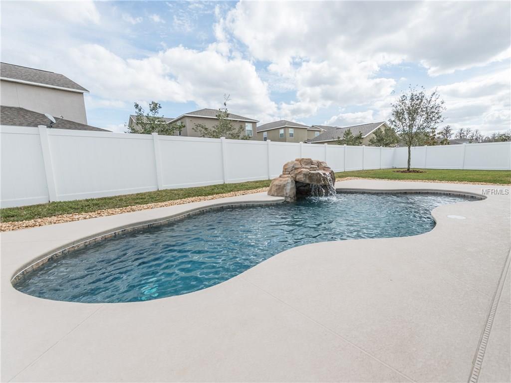 6103 SUNSET ISLE DRIVE, WINTER GARDEN, Florida 34787, 5 Bedrooms Bedrooms, 12 Rooms Rooms,3 BathroomsBathrooms,Residential,For sale,SUNSET ISLE,O5560706