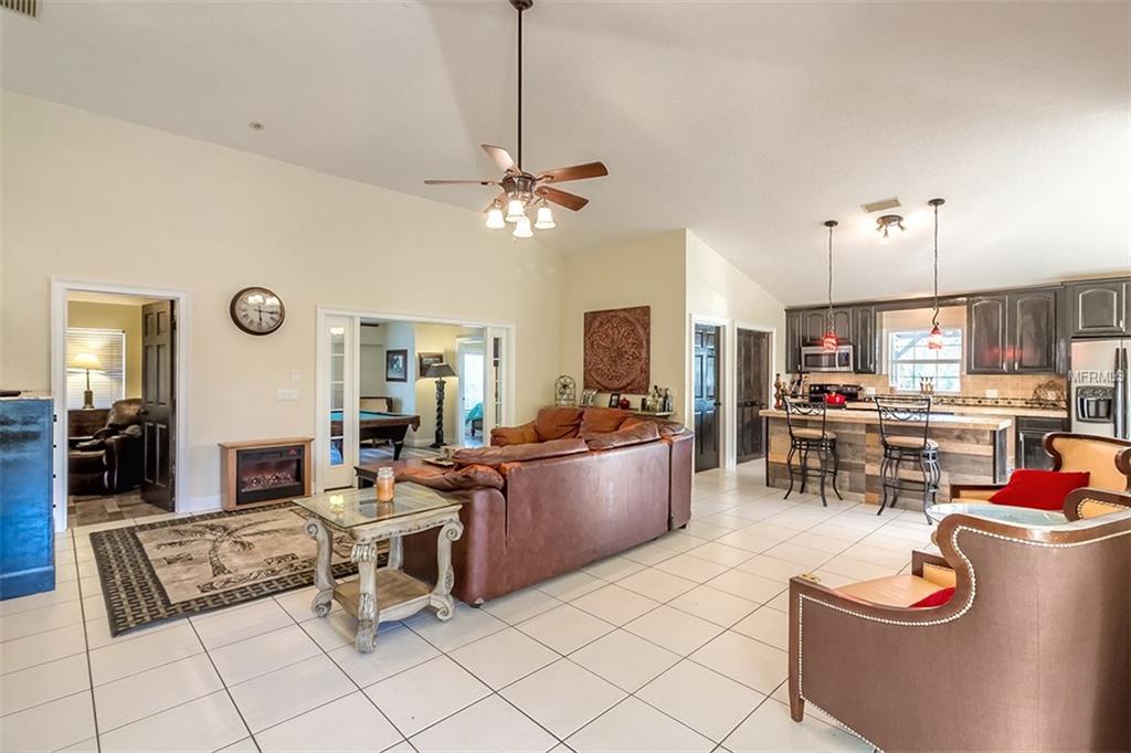1475 BLACK BEAR RANCH, PIERSON, Florida 32180, 4 Bedrooms Bedrooms, 7 Rooms Rooms,3 BathroomsBathrooms,Residential,For sale,BLACK BEAR RANCH,V4722902