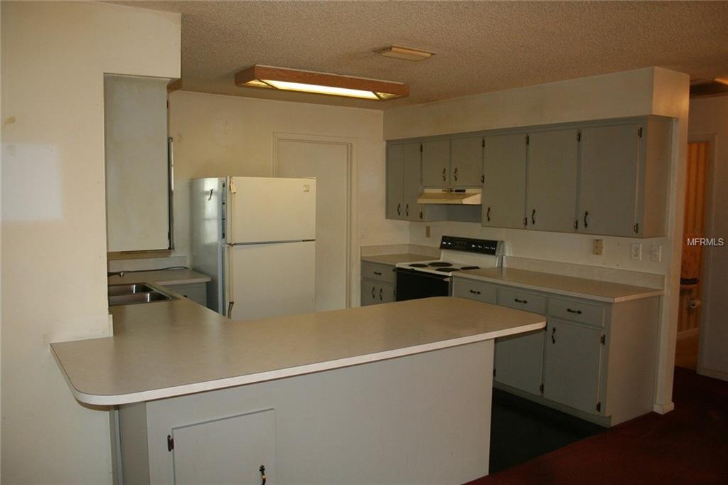 921 LAKEHURST STREET, LAKELAND, Florida 33805, 2 Bedrooms Bedrooms, 3 Rooms Rooms,2 BathroomsBathrooms,Residential,For sale,LAKEHURST,U7847571