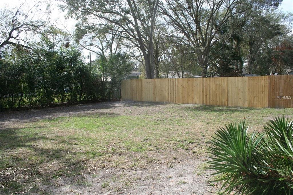 921 LAKEHURST STREET, LAKELAND, Florida 33805, 2 Bedrooms Bedrooms, 3 Rooms Rooms,2 BathroomsBathrooms,Residential,For sale,LAKEHURST,U7847571