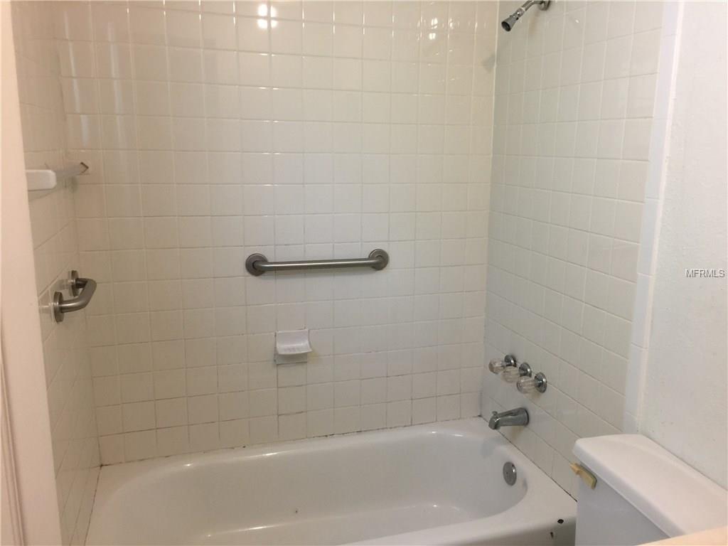 1018 5TH STREET W, BRADENTON, Florida 34205, 3 Bedrooms Bedrooms, 3 Rooms Rooms,1 BathroomBathrooms,Residential,For sale,5TH,A4195686