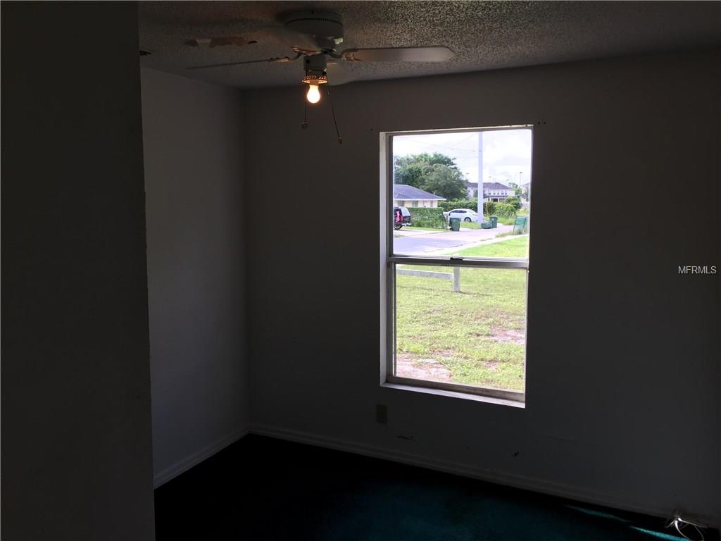 1018 5TH STREET W, BRADENTON, Florida 34205, 3 Bedrooms Bedrooms, 3 Rooms Rooms,1 BathroomBathrooms,Residential,For sale,5TH,A4195686