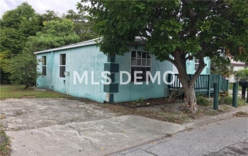 1018 5TH STREET W, BRADENTON, Florida 34205, 3 Bedrooms Bedrooms, 3 Rooms Rooms,1 BathroomBathrooms,Residential,For sale,5TH,A4195686