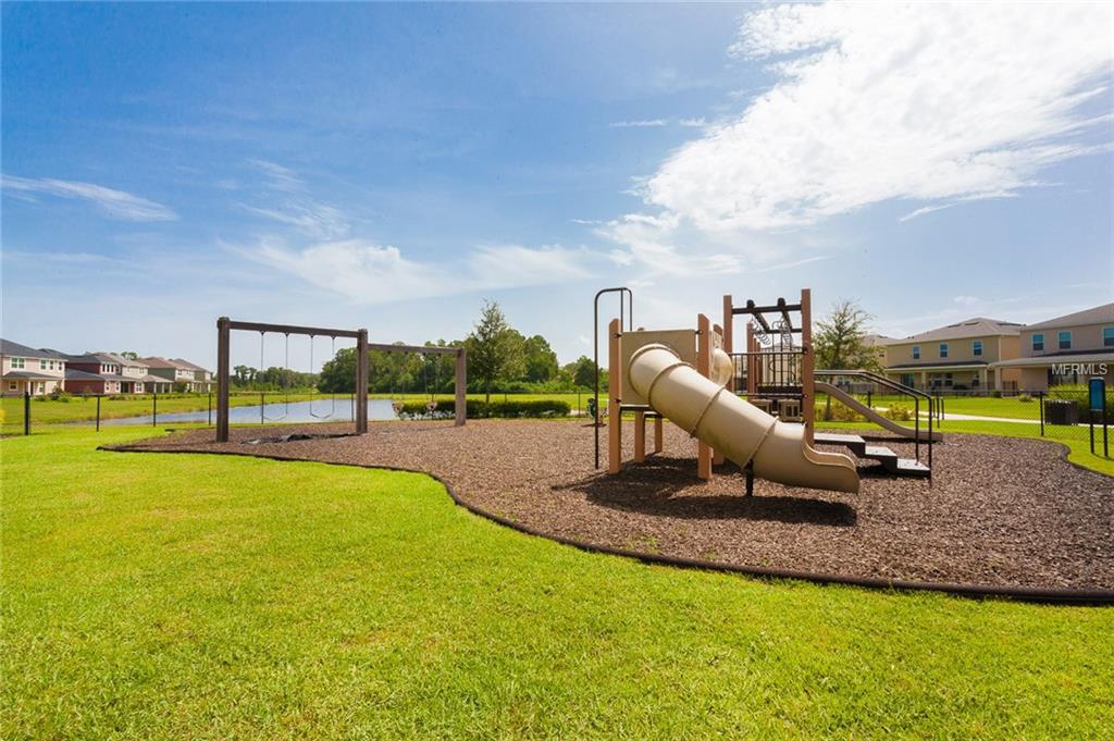 4971 LONGMEADOW PARK STREET, ORLANDO, Florida 32811, 4 Bedrooms Bedrooms, 9 Rooms Rooms,2 BathroomsBathrooms,Residential,For sale,LONGMEADOW PARK,O5539997