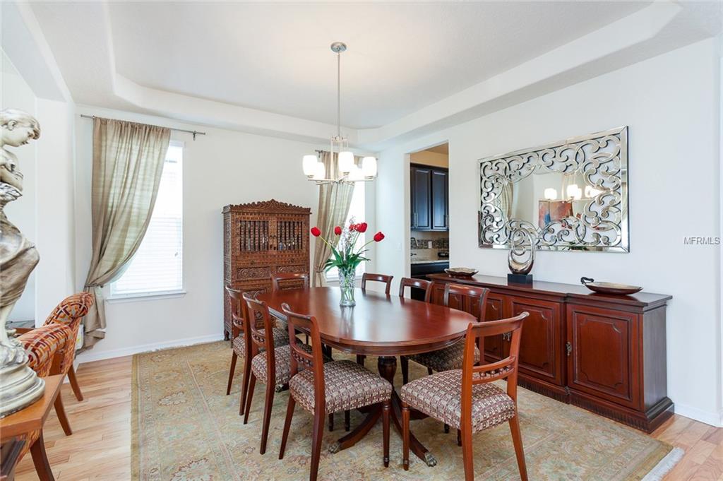 4971 LONGMEADOW PARK STREET, ORLANDO, Florida 32811, 4 Bedrooms Bedrooms, 9 Rooms Rooms,2 BathroomsBathrooms,Residential,For sale,LONGMEADOW PARK,O5539997