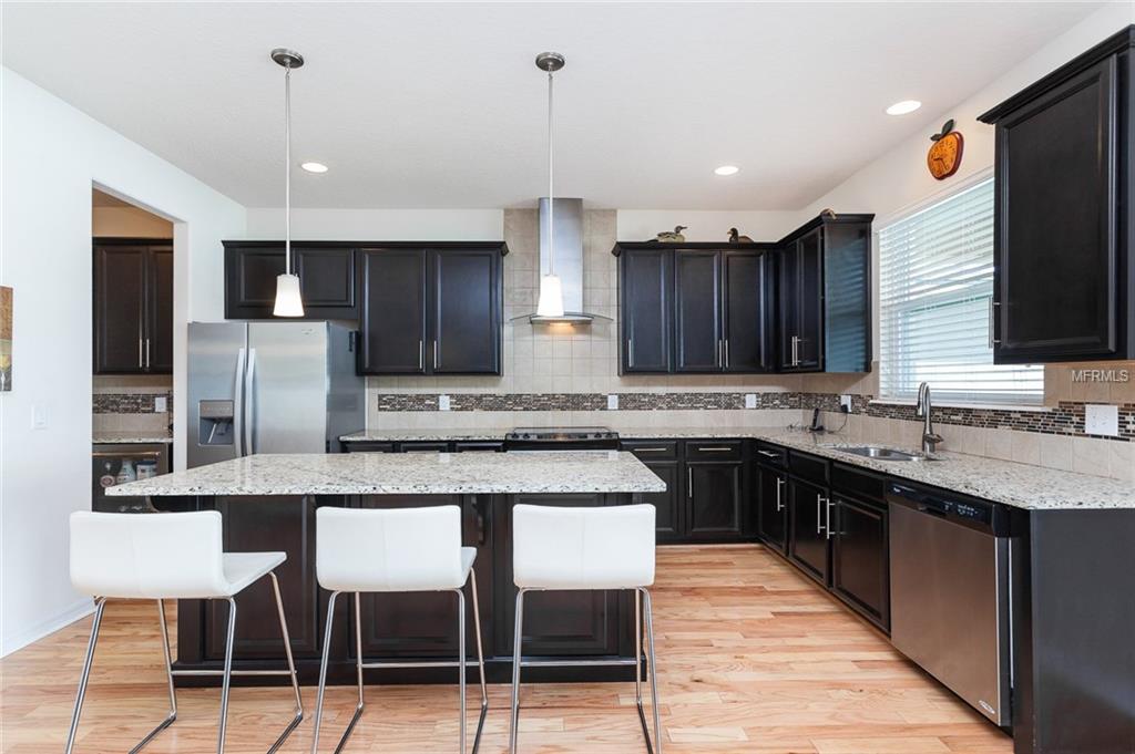 4971 LONGMEADOW PARK STREET, ORLANDO, Florida 32811, 4 Bedrooms Bedrooms, 9 Rooms Rooms,2 BathroomsBathrooms,Residential,For sale,LONGMEADOW PARK,O5539997