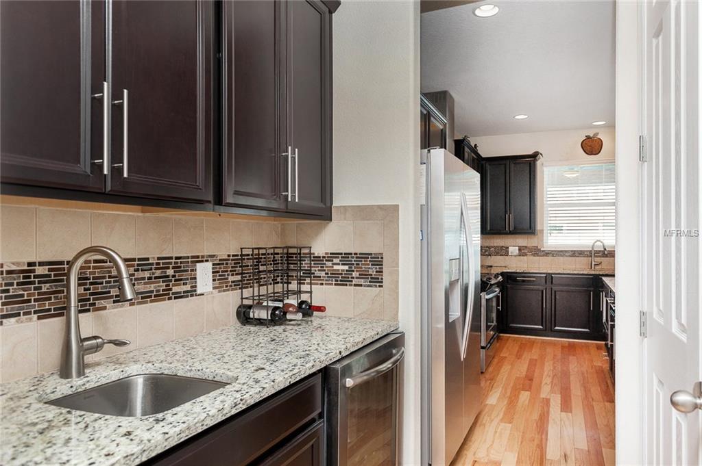 4971 LONGMEADOW PARK STREET, ORLANDO, Florida 32811, 4 Bedrooms Bedrooms, 9 Rooms Rooms,2 BathroomsBathrooms,Residential,For sale,LONGMEADOW PARK,O5539997