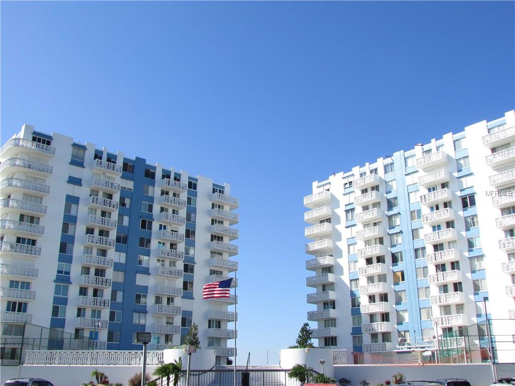 935 N HALIFAX AVENUE, DAYTONA BEACH, Florida 32118, 2 Bedrooms Bedrooms, 6 Rooms Rooms,2 BathroomsBathrooms,Residential,For sale,HALIFAX,O5549045