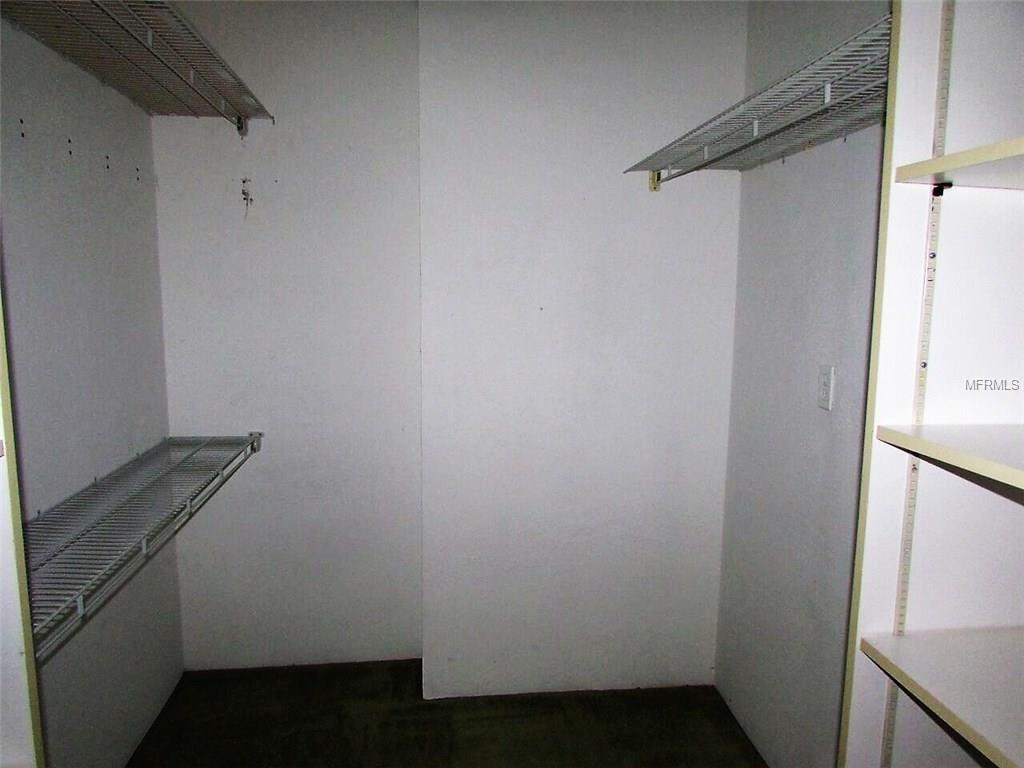 935 N HALIFAX AVENUE, DAYTONA BEACH, Florida 32118, 2 Bedrooms Bedrooms, 6 Rooms Rooms,2 BathroomsBathrooms,Residential,For sale,HALIFAX,O5549045